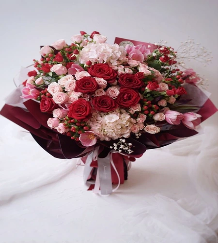 Radiant Bliss Mixed Flower Bouquet Radiant Bliss Mixed Flower Bouquet